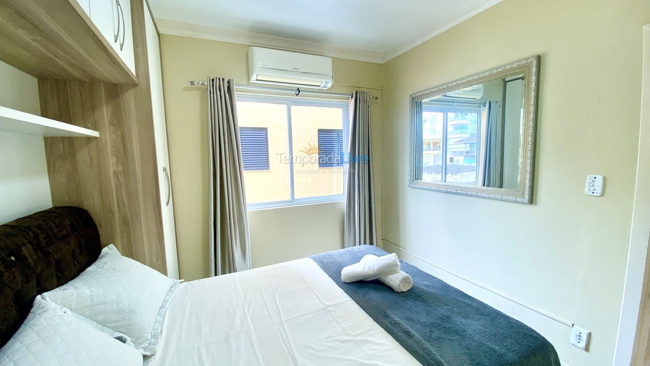 Apartamento para aluguel de temporada em Bombinhas (Praia de Bombas)