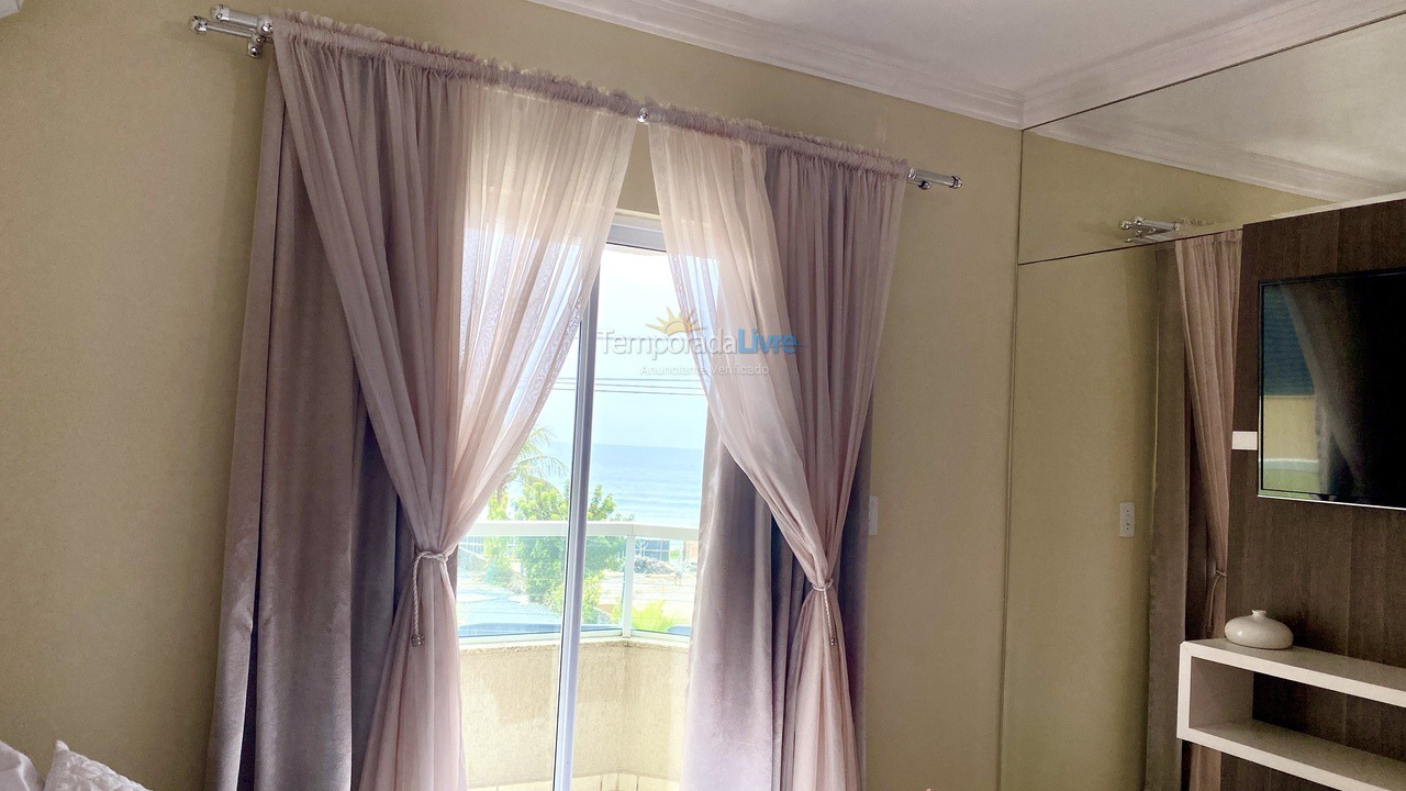 Apartamento para aluguel de temporada em Bombinhas (Praia de Bombas)