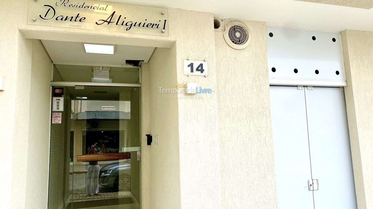 Apartamento para aluguel de temporada em Bombinhas (Praia de Bombas)