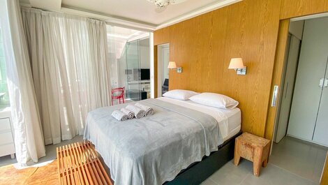 Linda cobertura com vista e jacuzzi