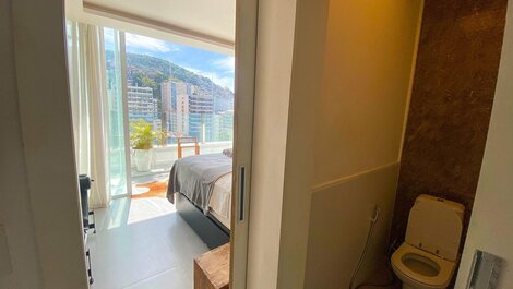 Linda cobertura com vista e jacuzzi