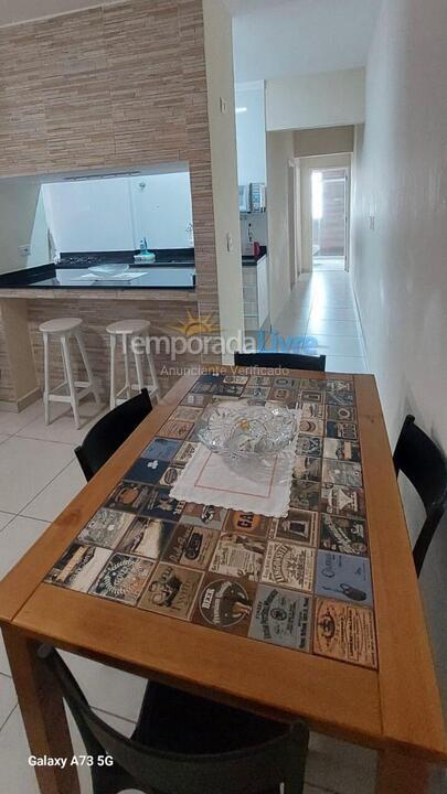 Apartamento para aluguel de temporada em Praia Grande (Praia do Caiçara)