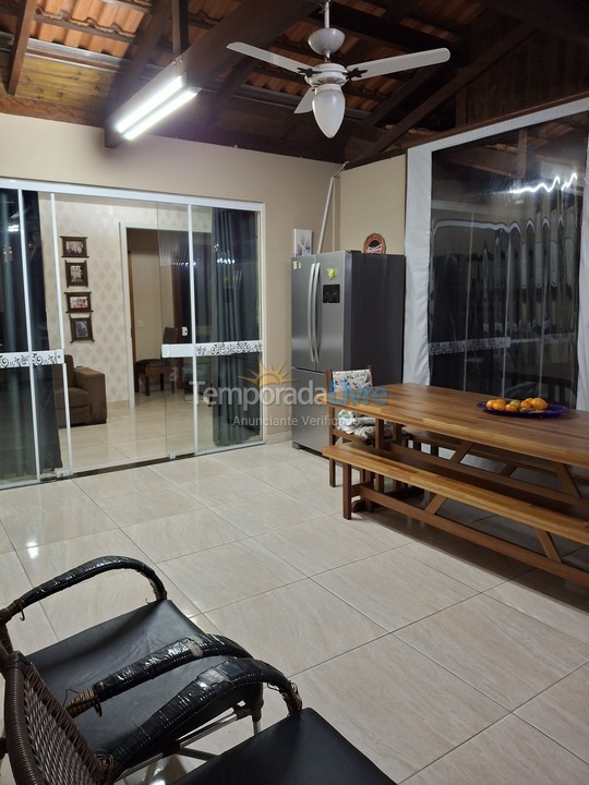 Casa para aluguel de temporada em Bombinhas (Morrinhos)