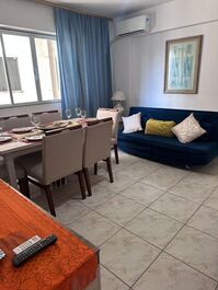 162B APTO ED FRENTE AO MAR 2 DORMITÓRIOS 2 AR