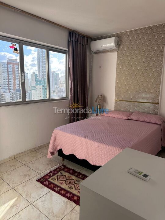 Apartamento para aluguel de temporada em Balneário Camboriú (Praia Central)