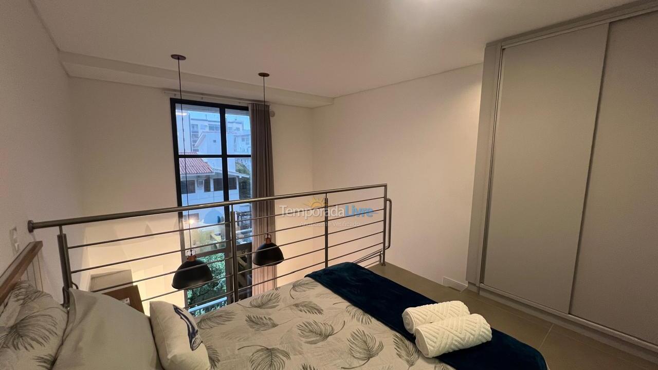Apartamento para alquiler de vacaciones em Florianópolis (Jurere Tradicional)