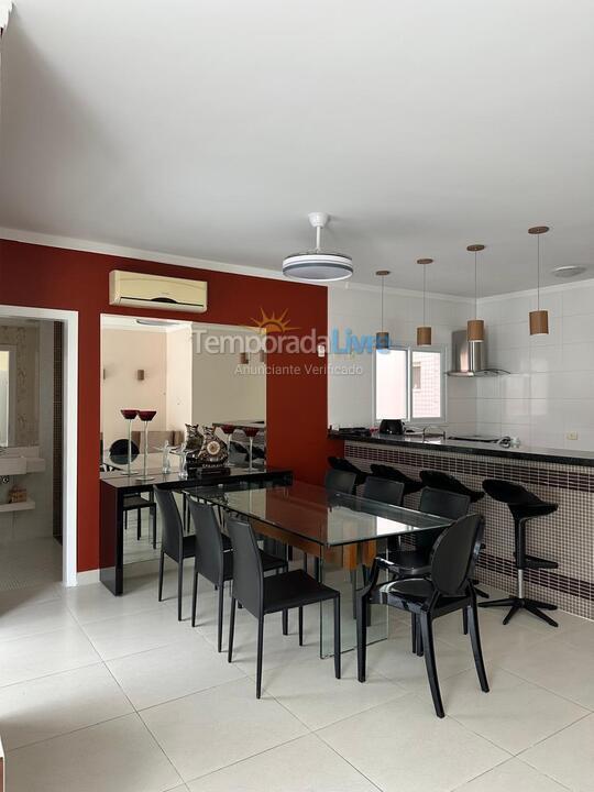 Apartamento para aluguel de temporada em Ubatuba (Praia Grande)