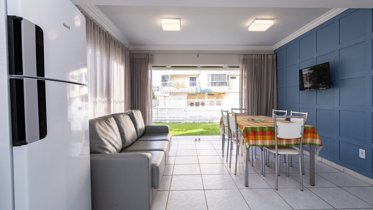 Apartment for vacation rental in Bombinhas (Mariscal)