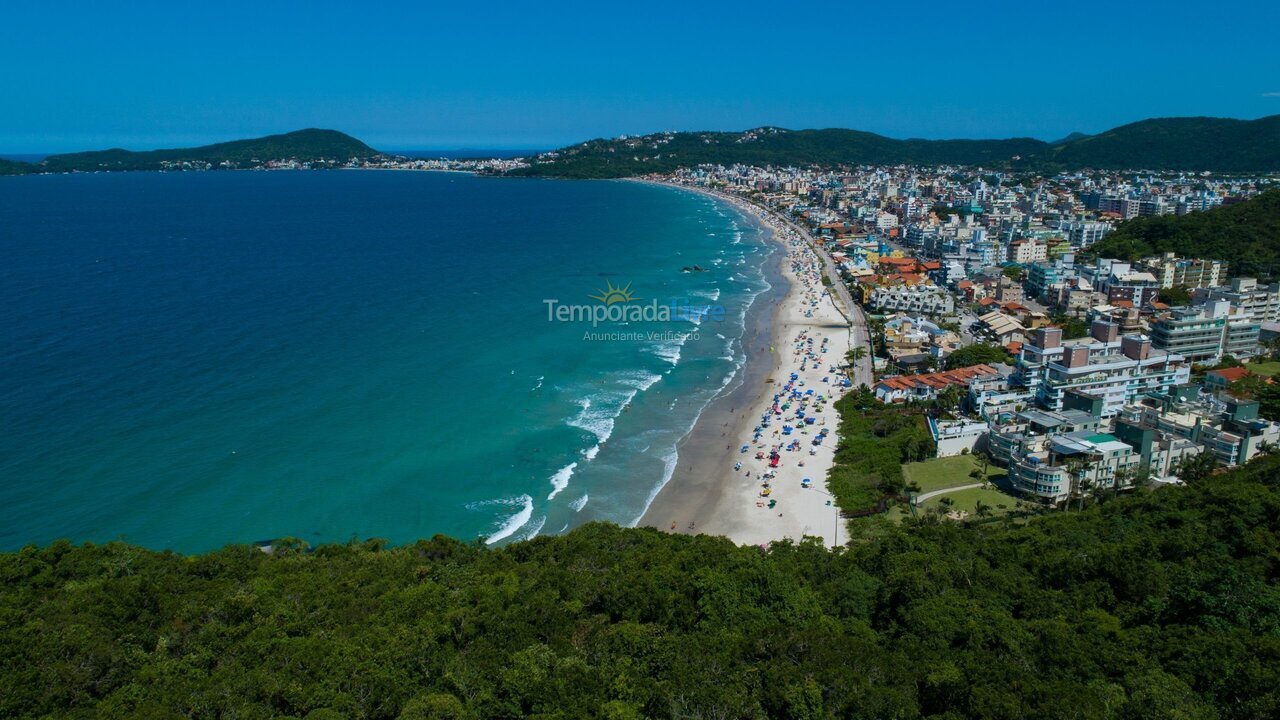 Apartamento para aluguel de temporada em Bombinhas (Canto Grande)