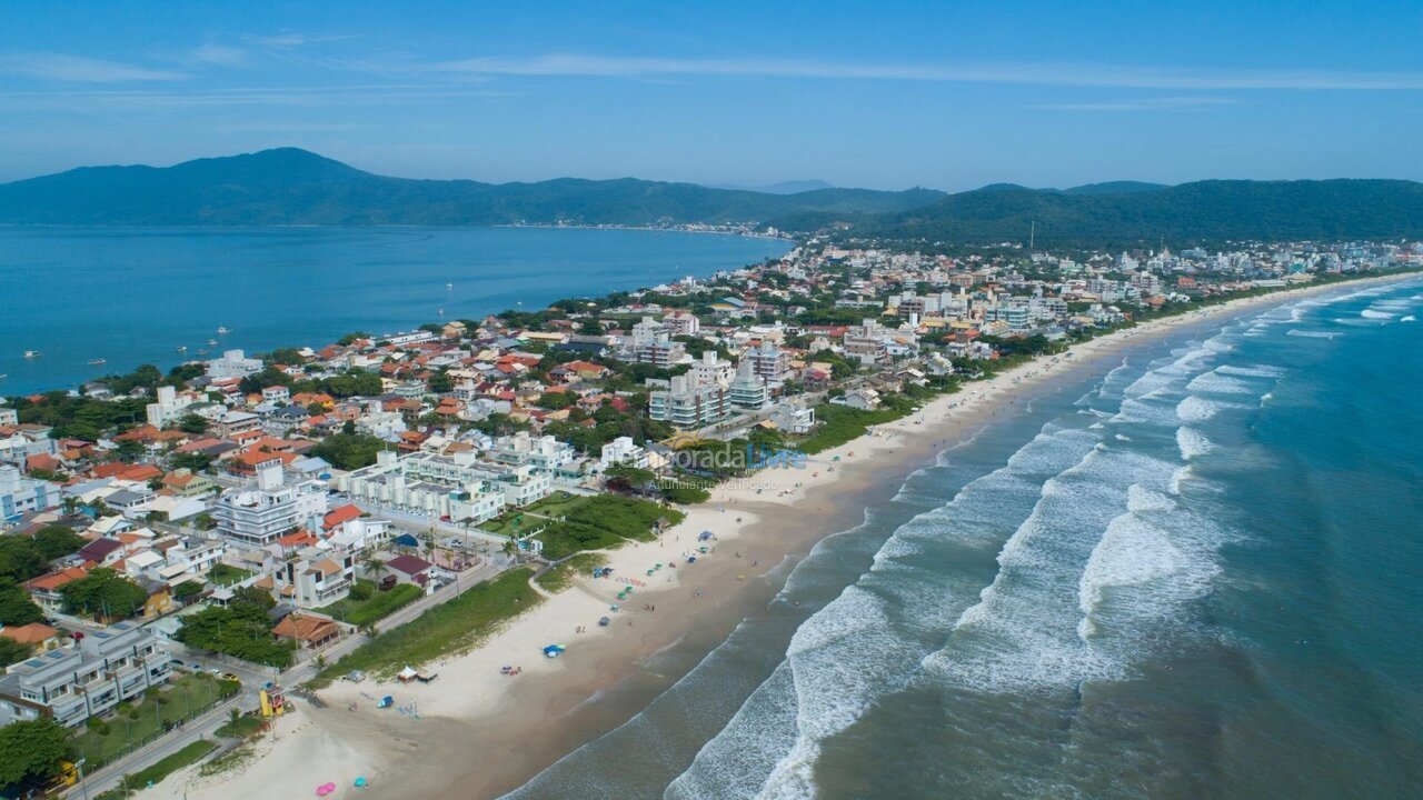 Apartment for vacation rental in Bombinhas (Canto Grande)