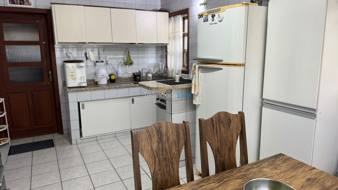 Casa para alquiler de vacaciones em Florianopolis (Praia dos Ingleses)