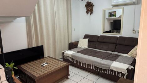 Casa amplia, cómoda y segura.