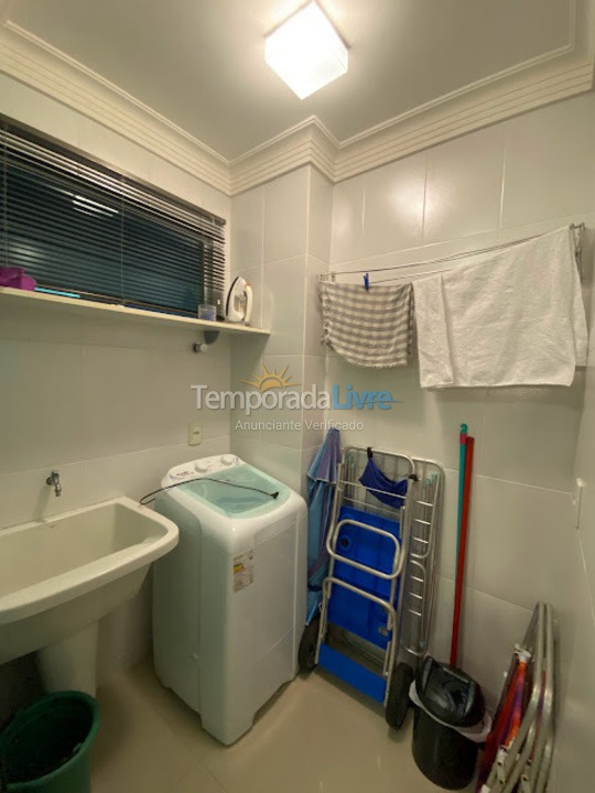 Apartment for vacation rental in Bombinhas (Praia de Bombas)