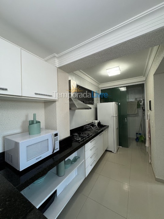 Apartamento para aluguel de temporada em Bombinhas (Praia de Bombas)