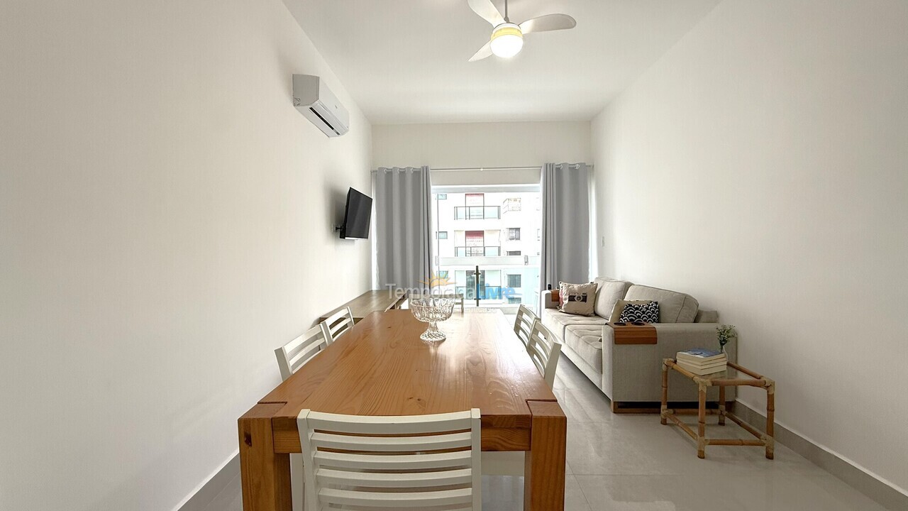 Apartamento para aluguel de temporada em Guarujá (Pitangueiras)