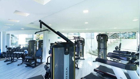 APARTAMENTO 4 DORMITÓRIOS FRENTE MAR PRAIA DE BOMBAS - VARANDAS