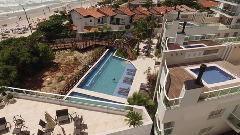 APARTAMENTO 4 DORMITÓRIOS FRENTE MAR PRAIA DE BOMBAS - VARANDAS