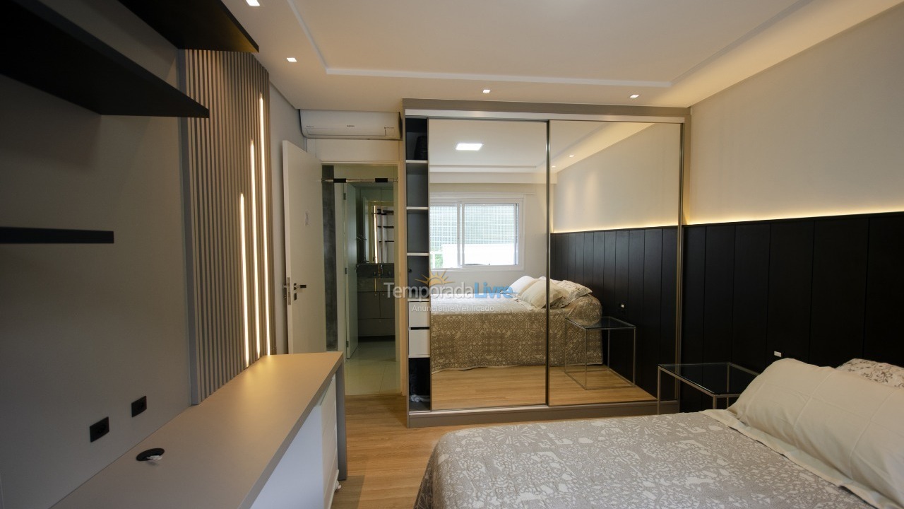 Apartamento para aluguel de temporada em Bombinhas (Praia de Bombas)