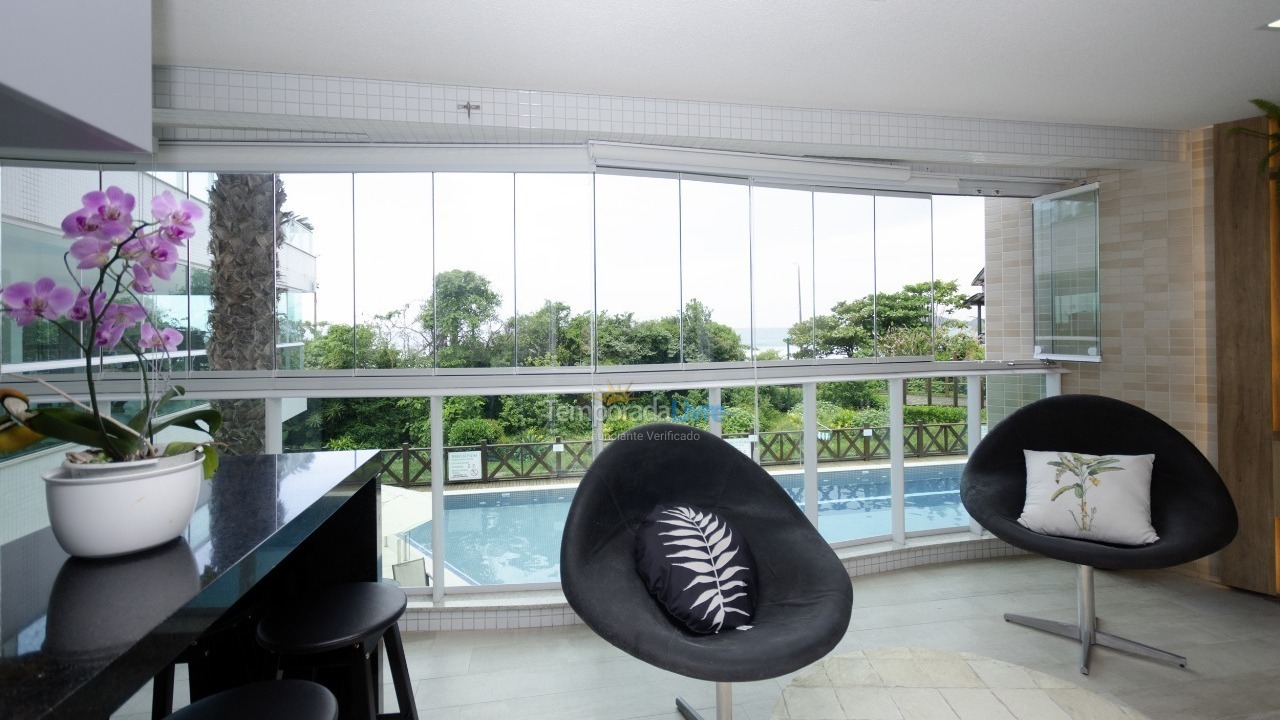 Apartamento para aluguel de temporada em Bombinhas (Praia de Bombas)