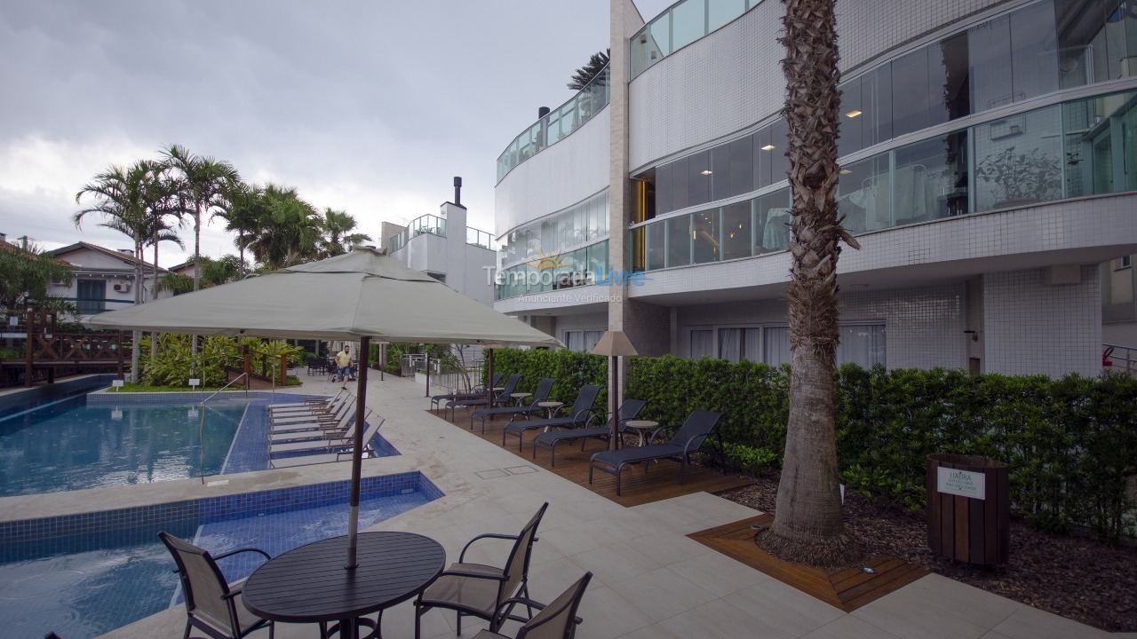 Apartamento para aluguel de temporada em Bombinhas (Praia de Bombas)