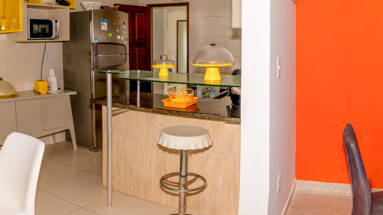 Casa para aluguel de temporada em Camaçari (Praia de Guarajuba)