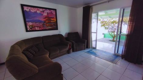 2-BEDROOM HOUSE IN CTG, AIR CONDITIONING, WIFI, 5 PEOPLE