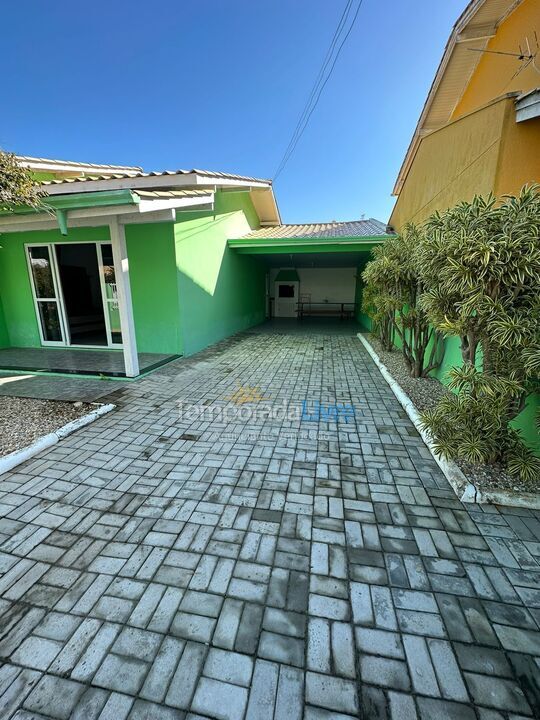 House for vacation rental in Bombinhas (Canto Grande)