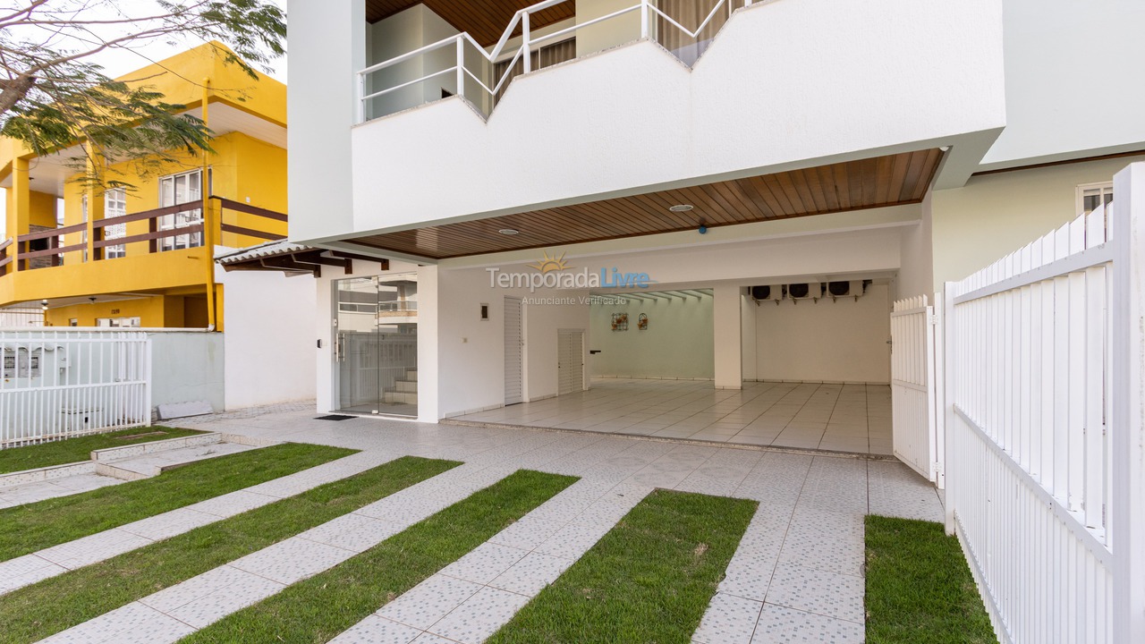 Apartamento para aluguel de temporada em Bombinhas (Mariscal)