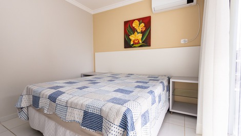 Apartamento para 8 pessoas Praia de Canto Grande