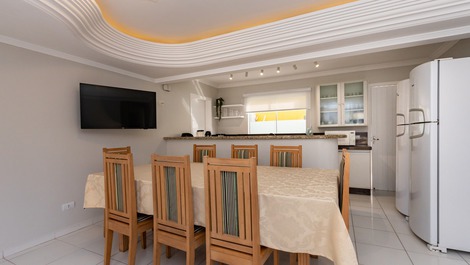 Apartamento para 8 pessoas Praia de Canto Grande