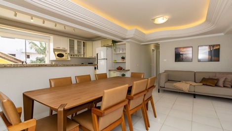 Apartamento com 3 dormitórios Praia de Canto Grande