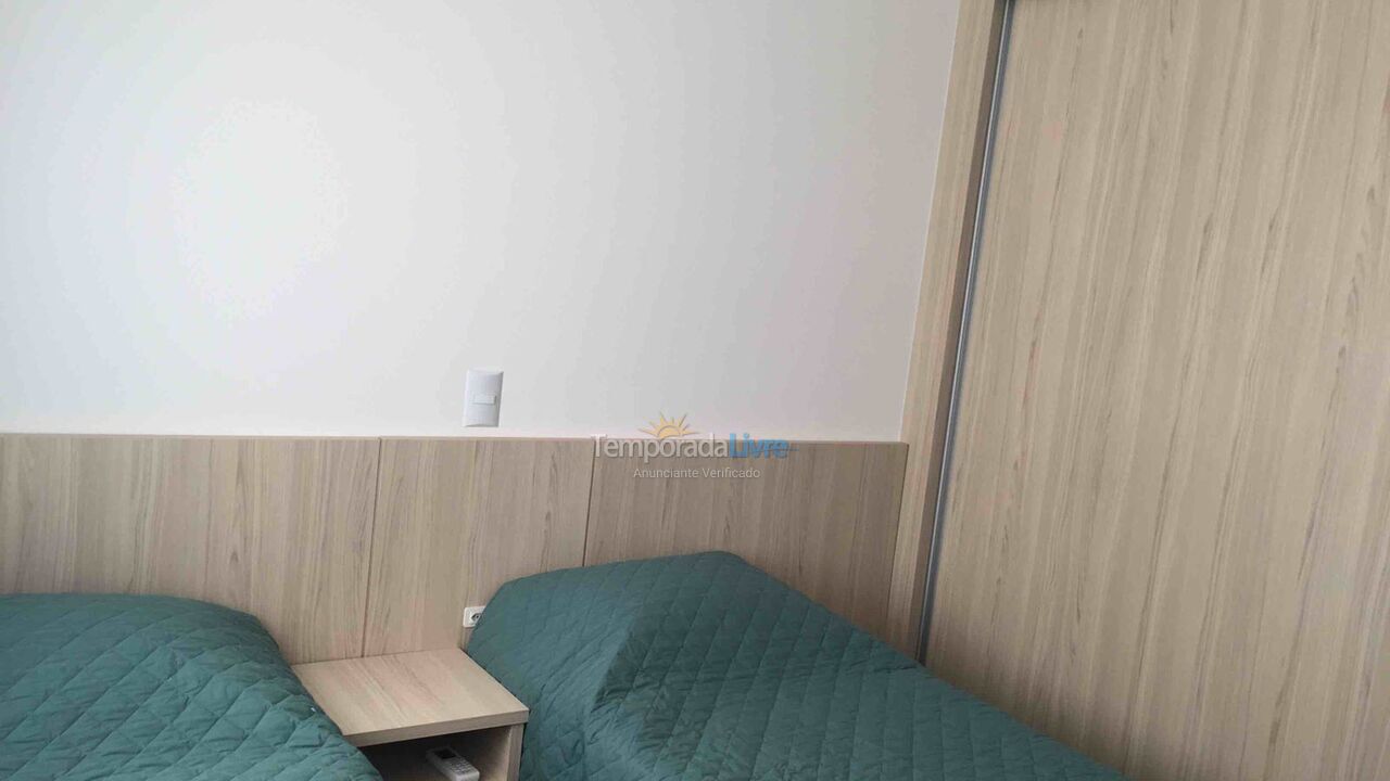 Apartamento para aluguel de temporada em Bombinhas (Canto Grande)