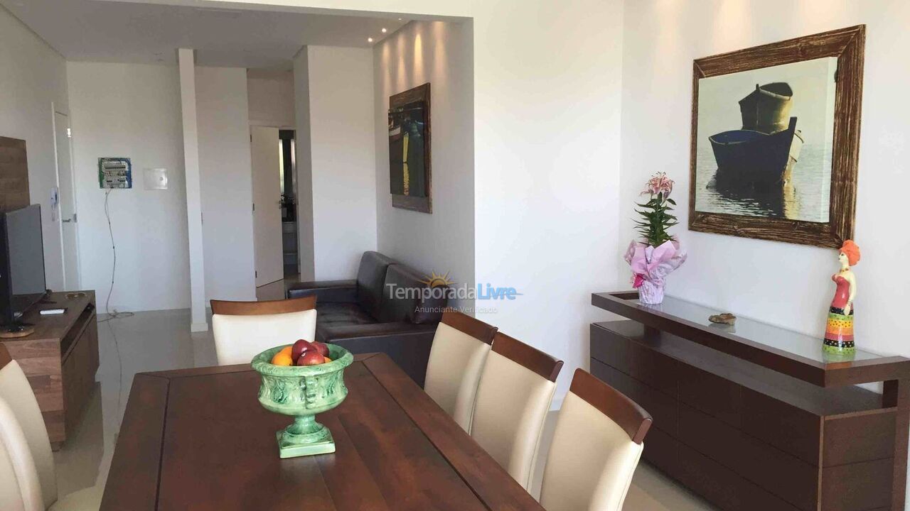 Apartamento para aluguel de temporada em Bombinhas (Canto Grande)