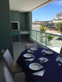 Apartamento com Vista mar á poucos passos da praia de mariscal