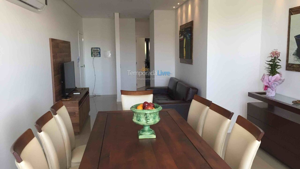 Apartamento para aluguel de temporada em Bombinhas (Canto Grande)