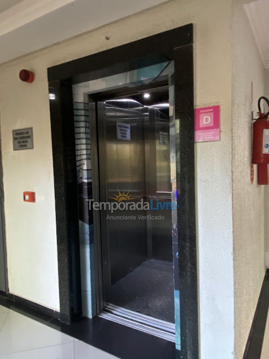 Apartamento para aluguel de temporada em Bombinhas (Praia de Bombas)