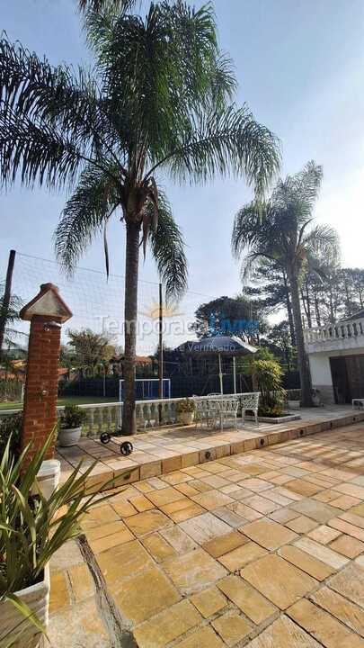 Ranch for vacation rental in Mairiporã (Jardim Cinco Lagos)