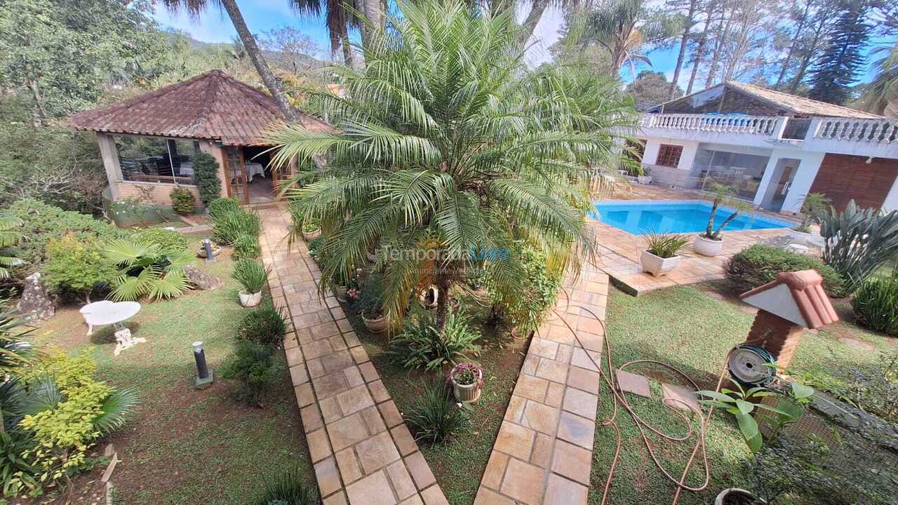 Ranch for vacation rental in Mairiporã (Jardim Cinco Lagos)