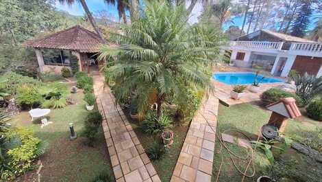 🌳 Complete Farm in Mairiporã – for up to 16 people!