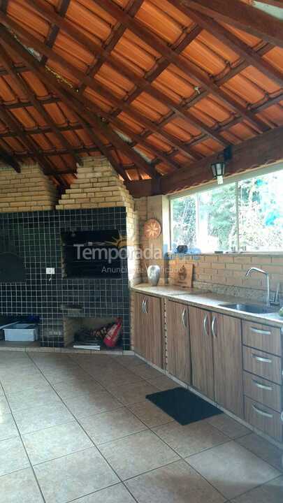 Ranch for vacation rental in Mairiporã (Jardim Cinco Lagos)