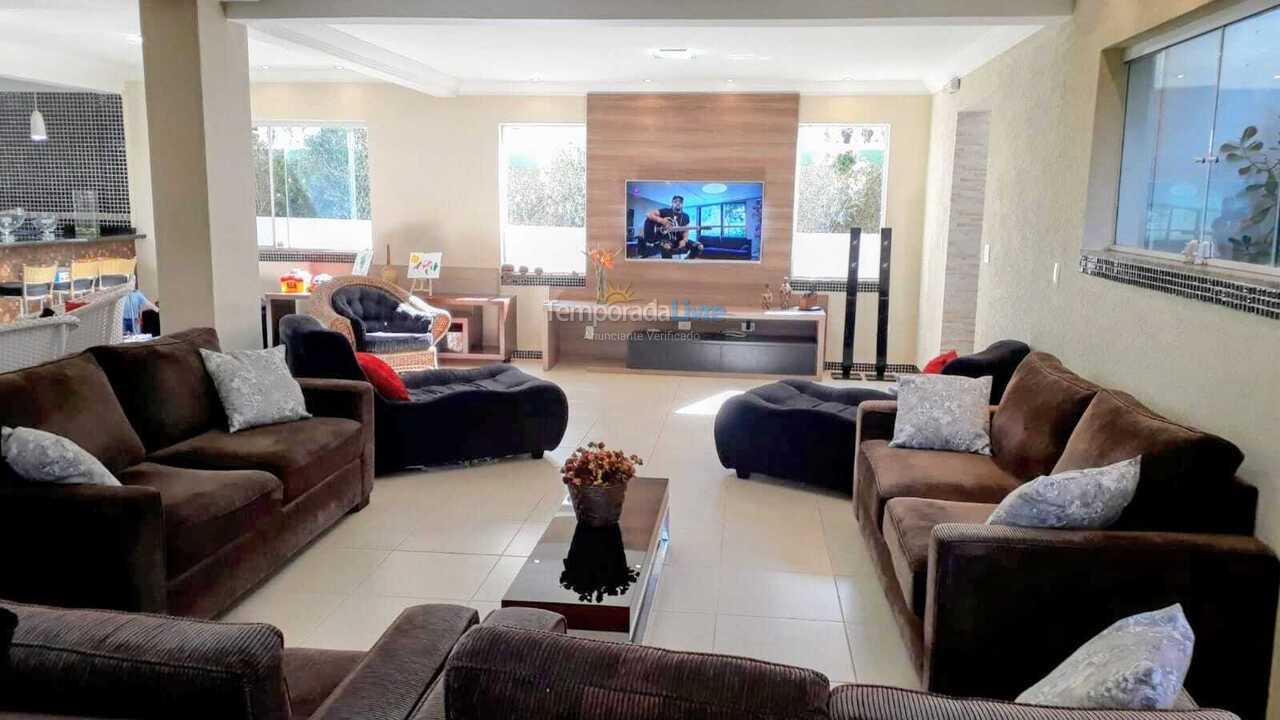 Ranch for vacation rental in Mairiporã (Jardim Cinco Lagos)