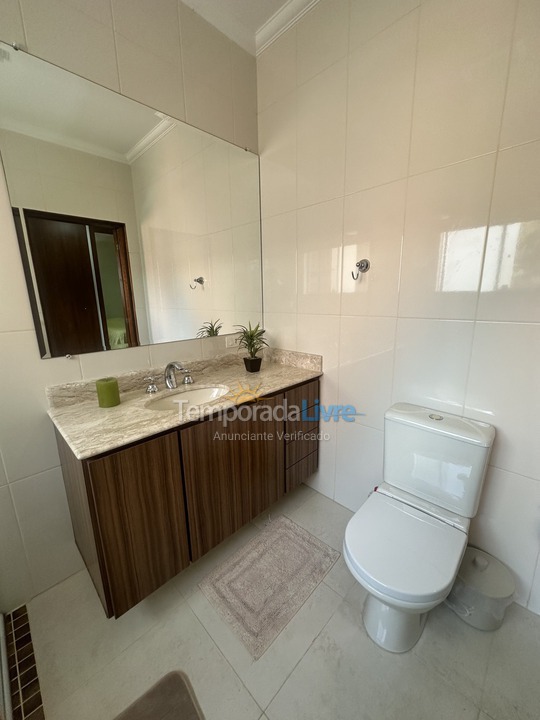 Ranch for vacation rental in Mairiporã (Jardim Cinco Lagos)