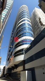 4 SUÍTES - 40 METROS DO MAR - MEIA PRAIA ITAPEMA