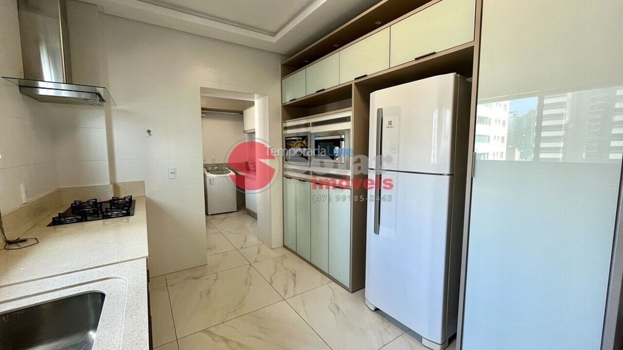 Apartamento para aluguel de temporada em Itapema (Meia Praia)