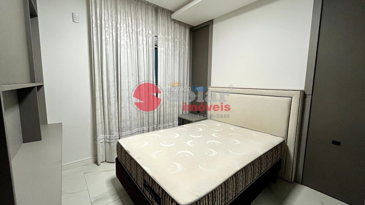 Apartamento para aluguel de temporada em Itapema (Meia Praia)