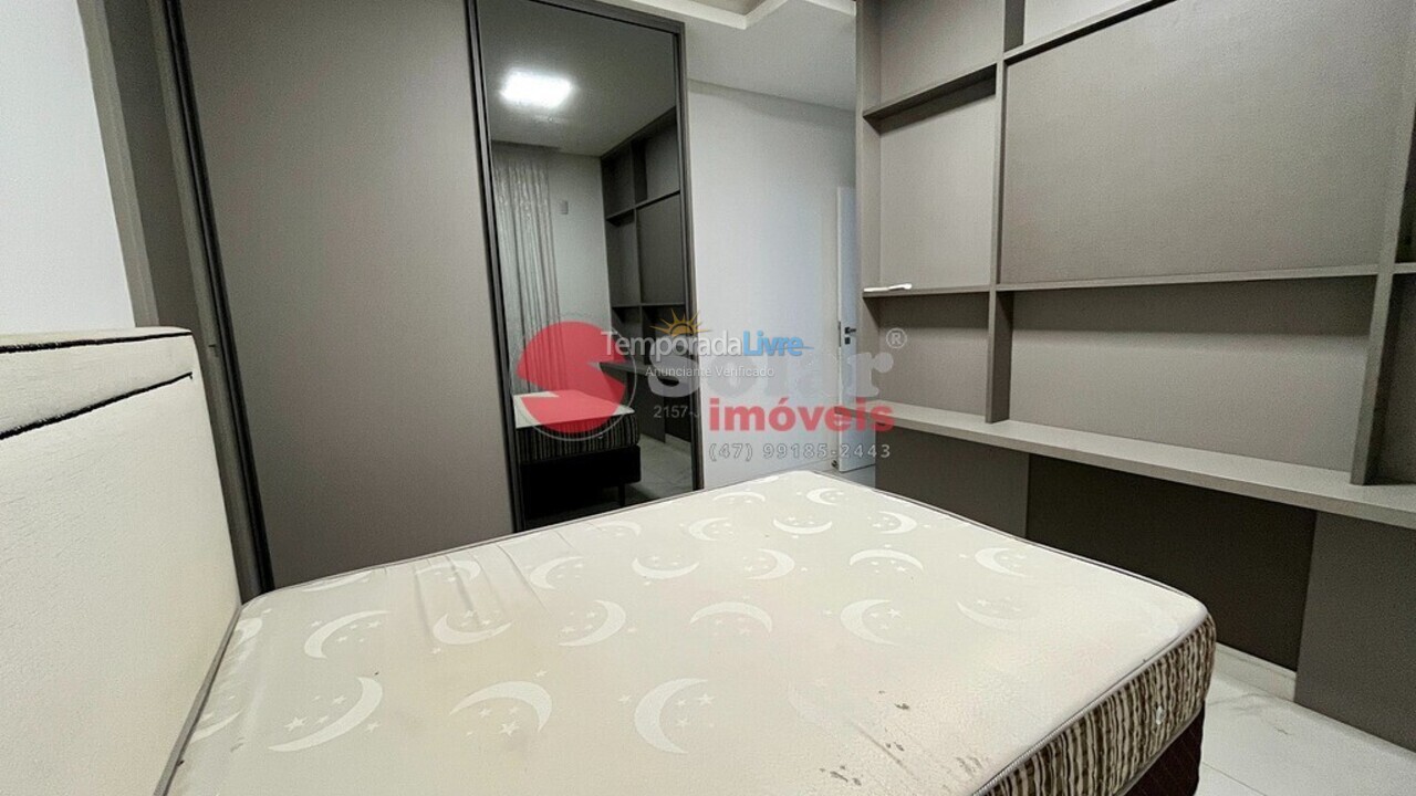 Apartamento para aluguel de temporada em Itapema (Meia Praia)