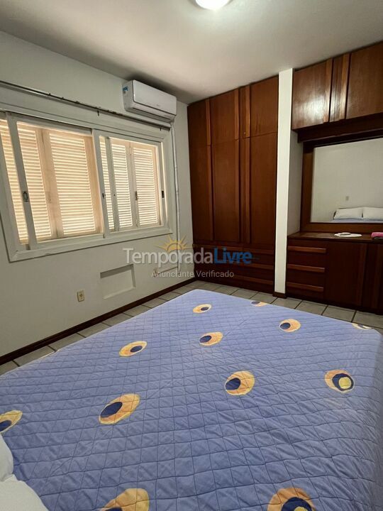 Apartamento para aluguel de temporada em Florianopolis (Praia dos Ingleses)