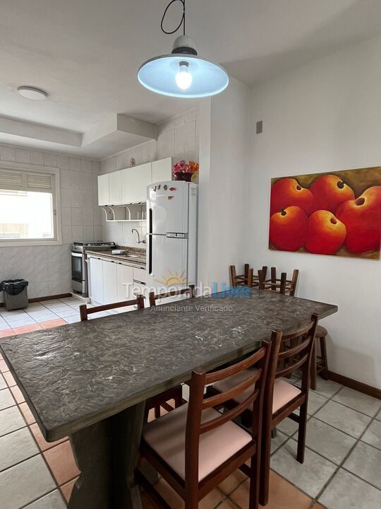 Apartamento para aluguel de temporada em Florianopolis (Praia dos Ingleses)