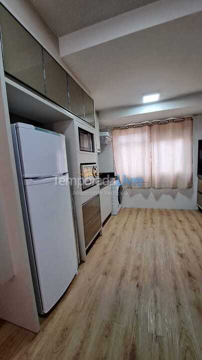 Apartamento para aluguel de temporada em Florianopolis (Praia dos Ingleses)