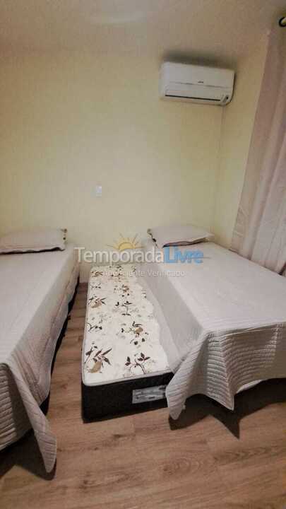 Apartamento para aluguel de temporada em Florianopolis (Praia dos Ingleses)